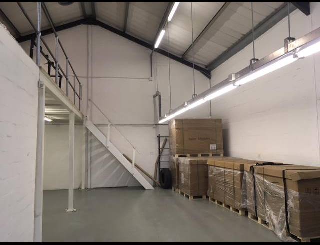 175M² FACTORY RENTED IN DIEP RIVER